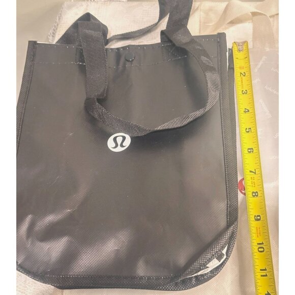 Lululemon Reusable Bags Lot of 3 Tote 2 large 1 sm Foldable E Co - Picture 7 of 7
